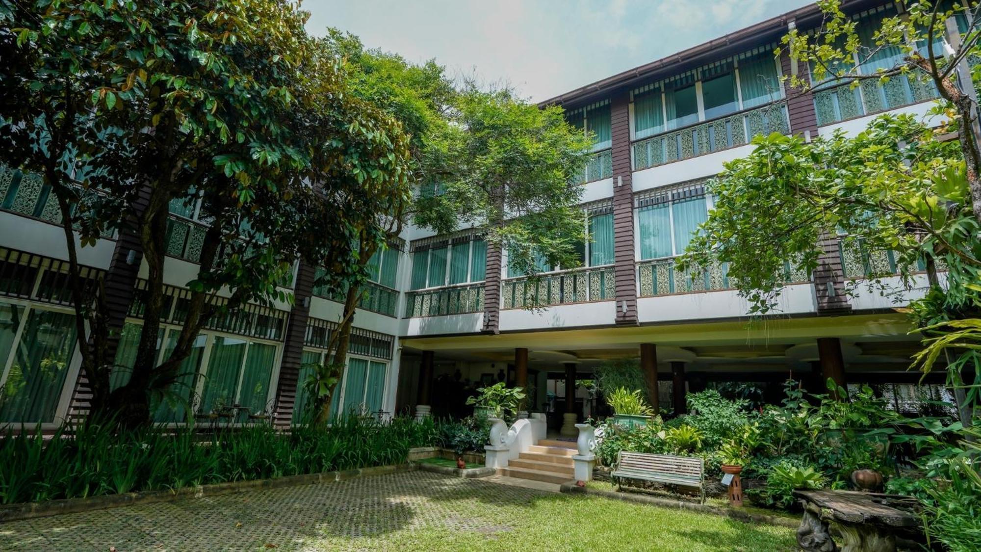 Kodchasri Thani Hotel Chiangmai Chiang Mai Exteriör bild