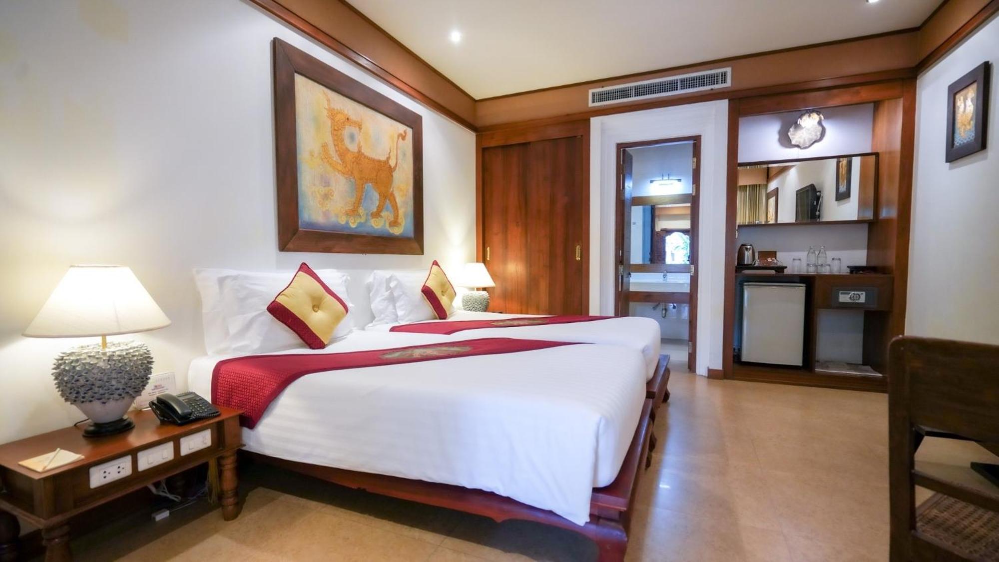 Kodchasri Thani Hotel Chiangmai Chiang Mai Exteriör bild