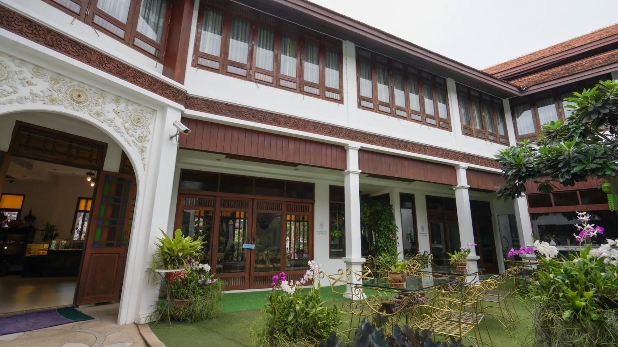 Kodchasri Thani Hotel Chiangmai Chiang Mai Exteriör bild
